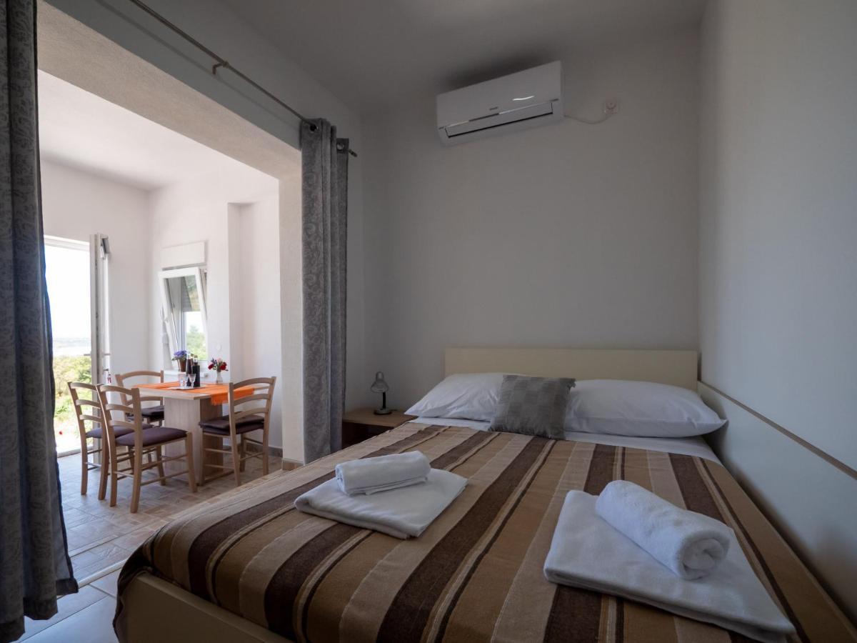 Apartments Tri Mora Ражанац Экстерьер фото