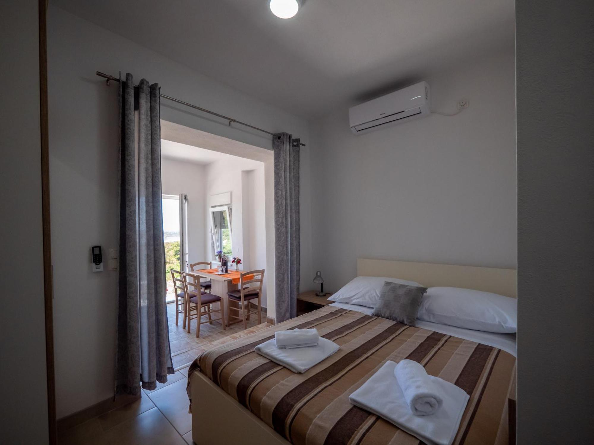 Apartments Tri Mora Ражанац Номер фото