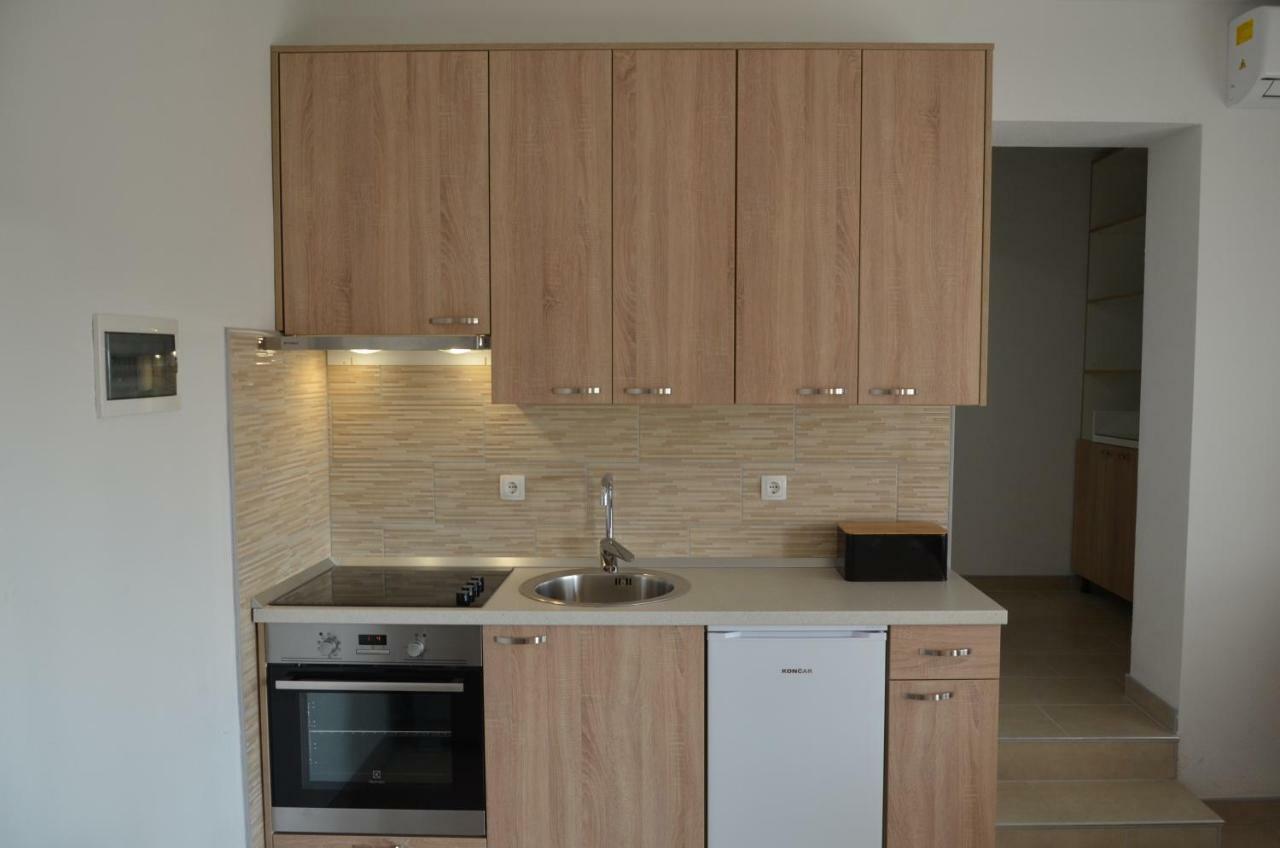 Apartments Tri Mora Ражанац Экстерьер фото